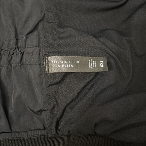 Allyson Felix Athleta Windbreaker - Picture 11 of 11